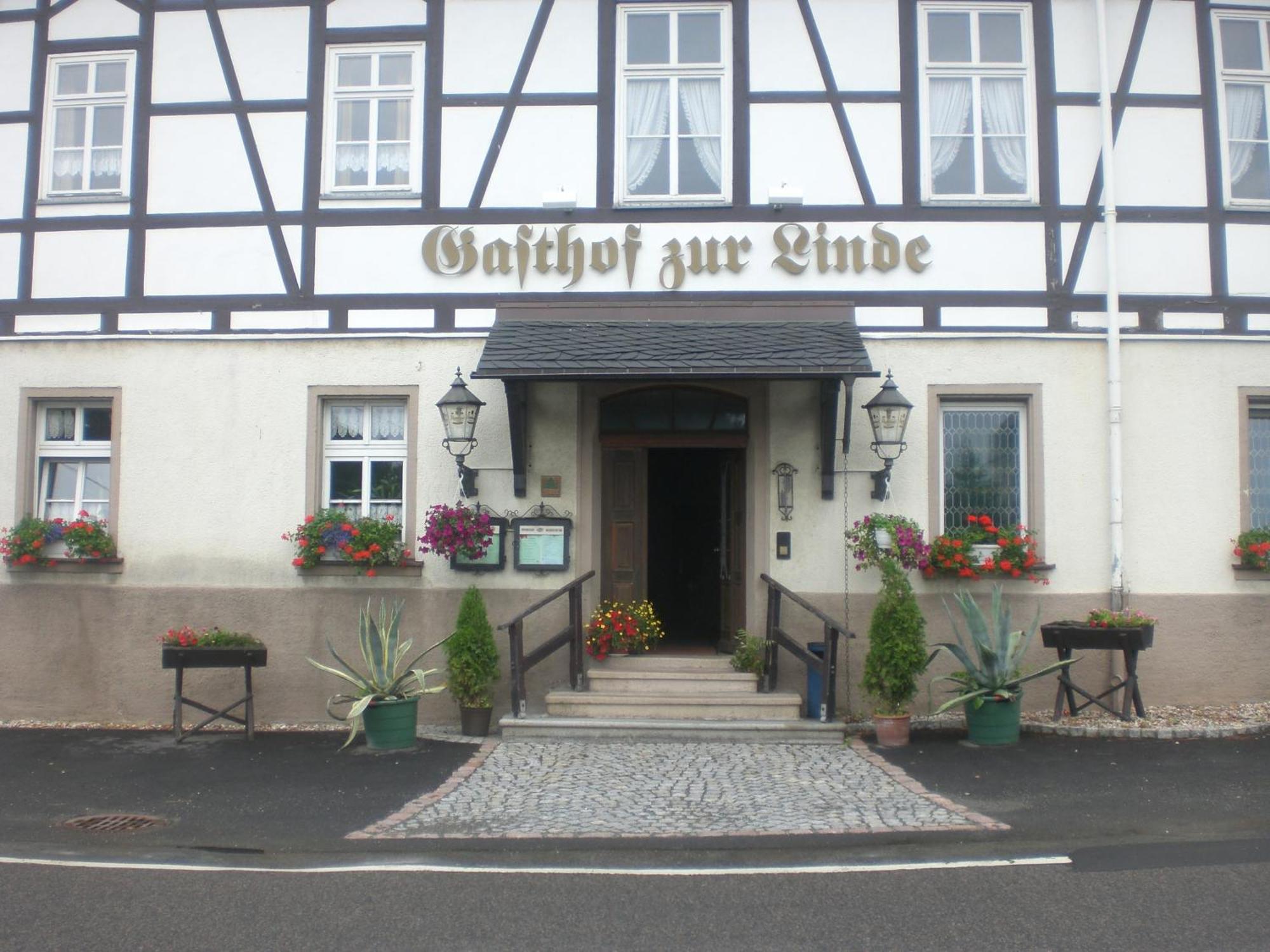 Hotel Gasthof Zur Linde Weissbach (Saxony) Exterior foto